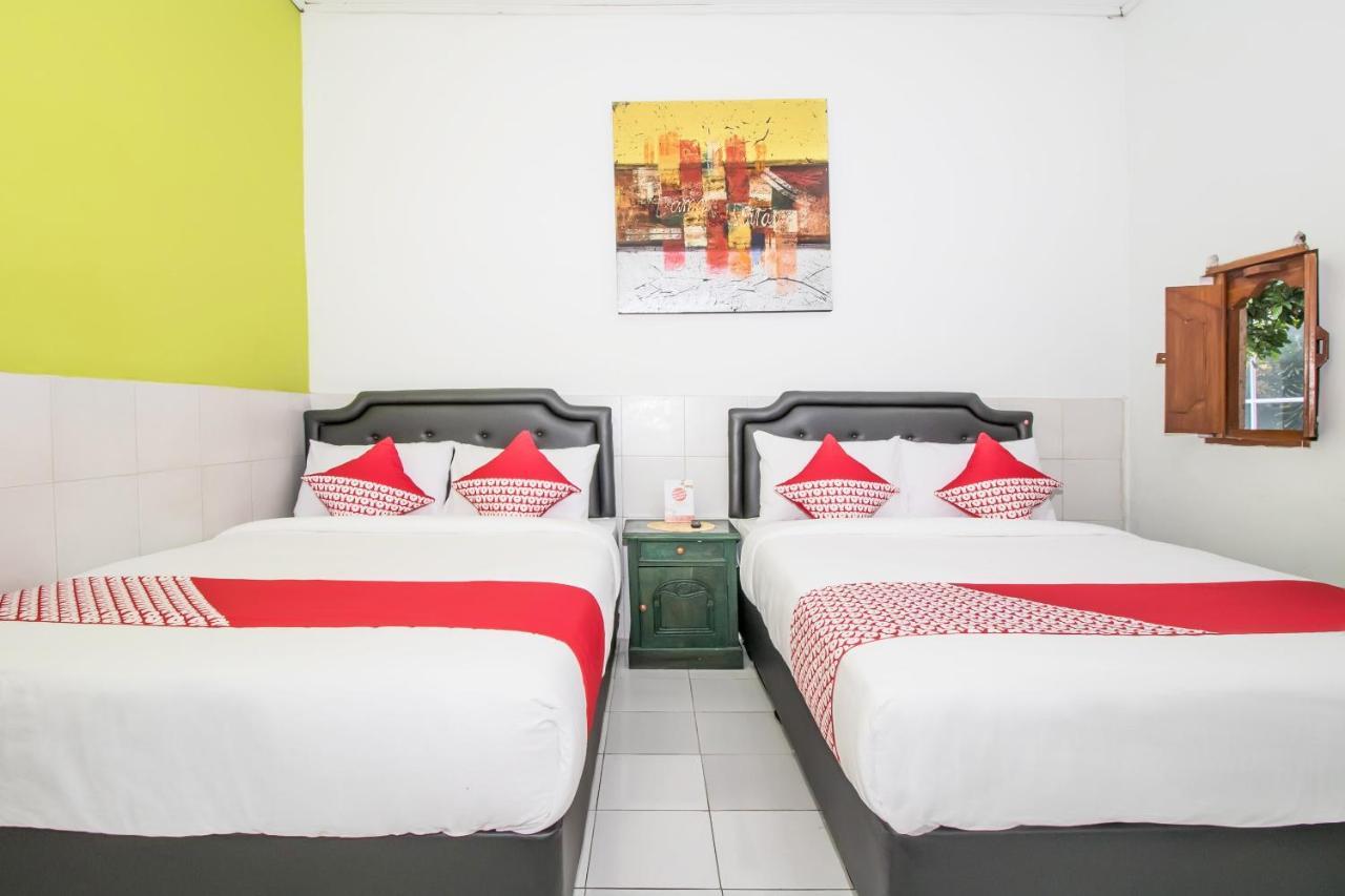 Oyo 2270 Hotel Taman Wirama Denpasa Buitenkant foto