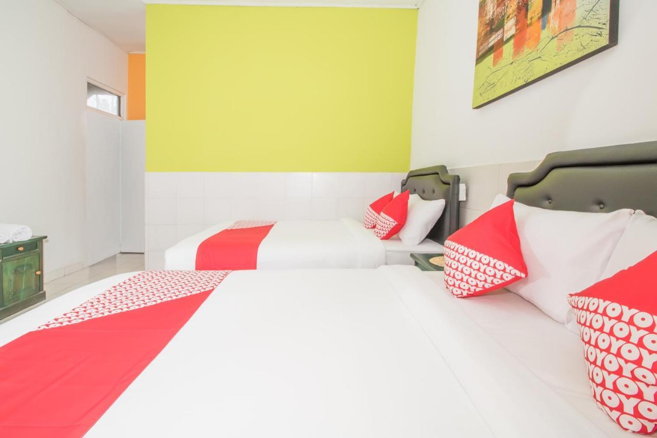 Oyo 2270 Hotel Taman Wirama Denpasa Buitenkant foto