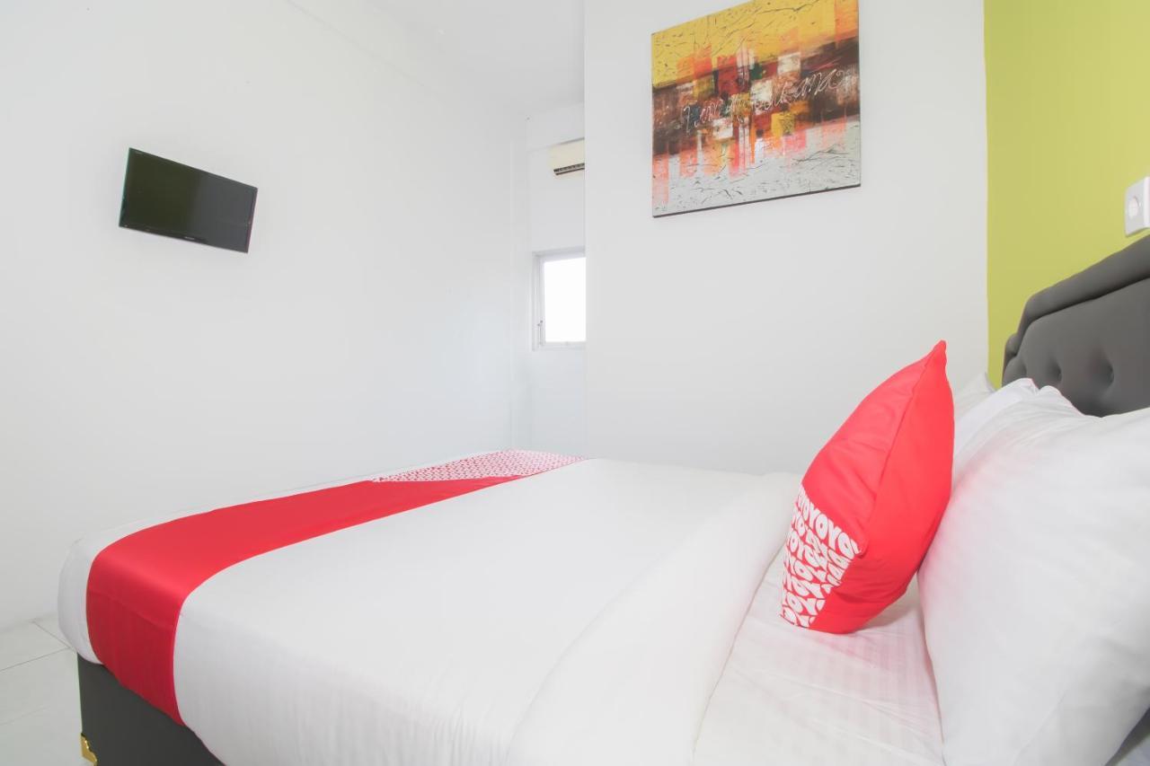 Oyo 2270 Hotel Taman Wirama Denpasa Buitenkant foto
